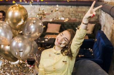 smiling-woman-in-par.jpg